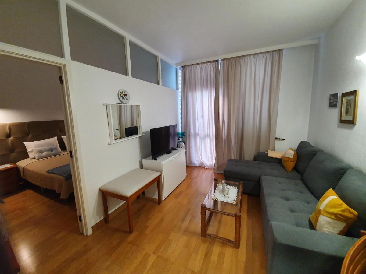 Apartamentos Navio Azul فونشال المظهر الخارجي الصورة