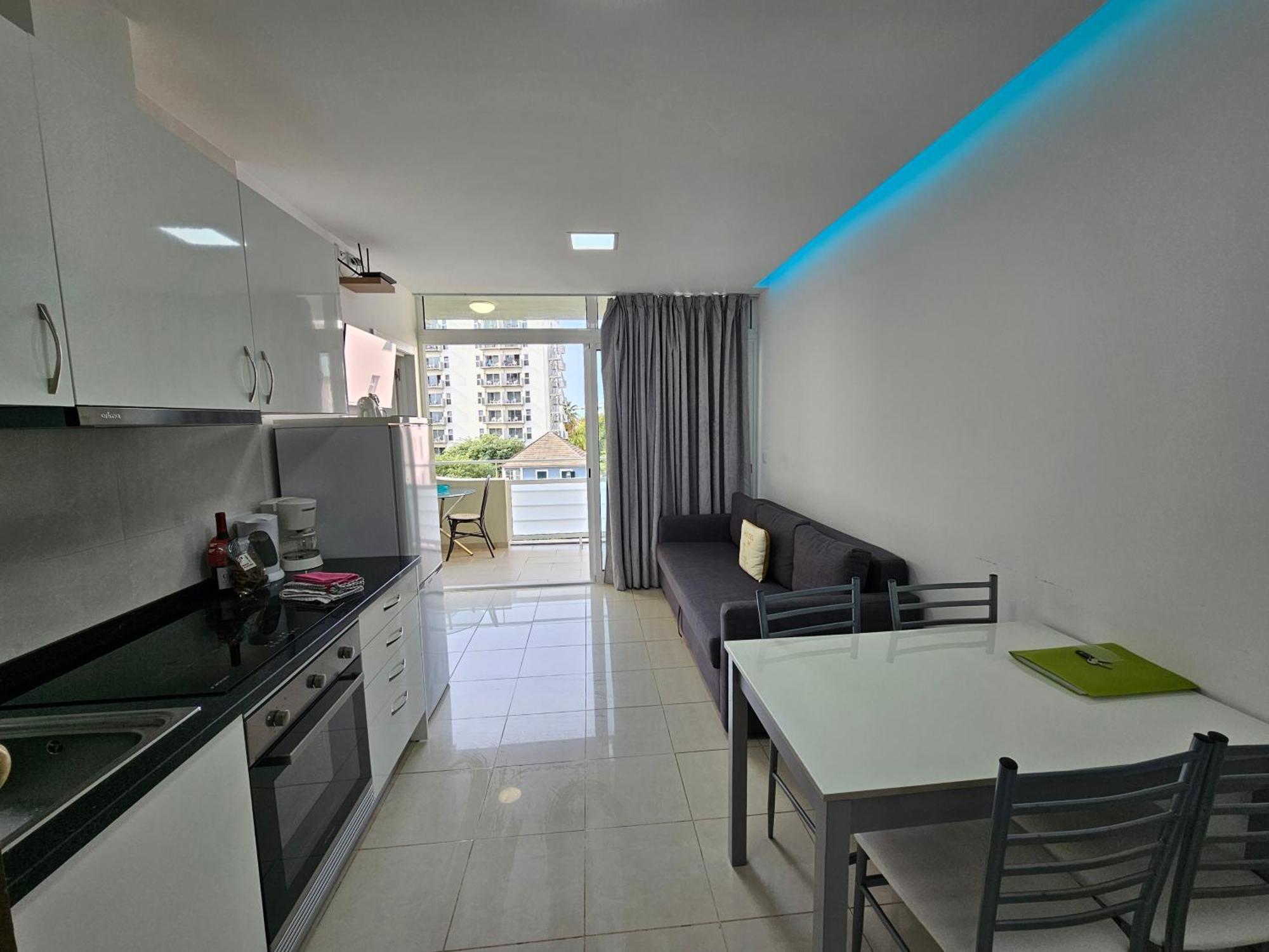 Apartamentos Navio Azul فونشال الغرفة الصورة