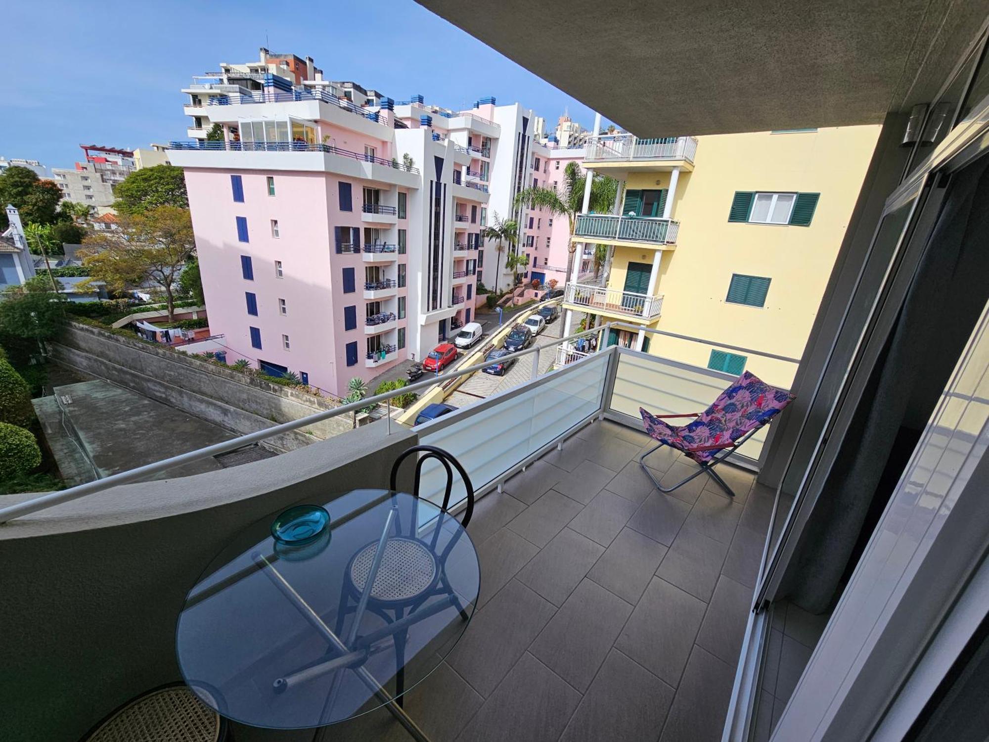 Apartamentos Navio Azul فونشال الغرفة الصورة