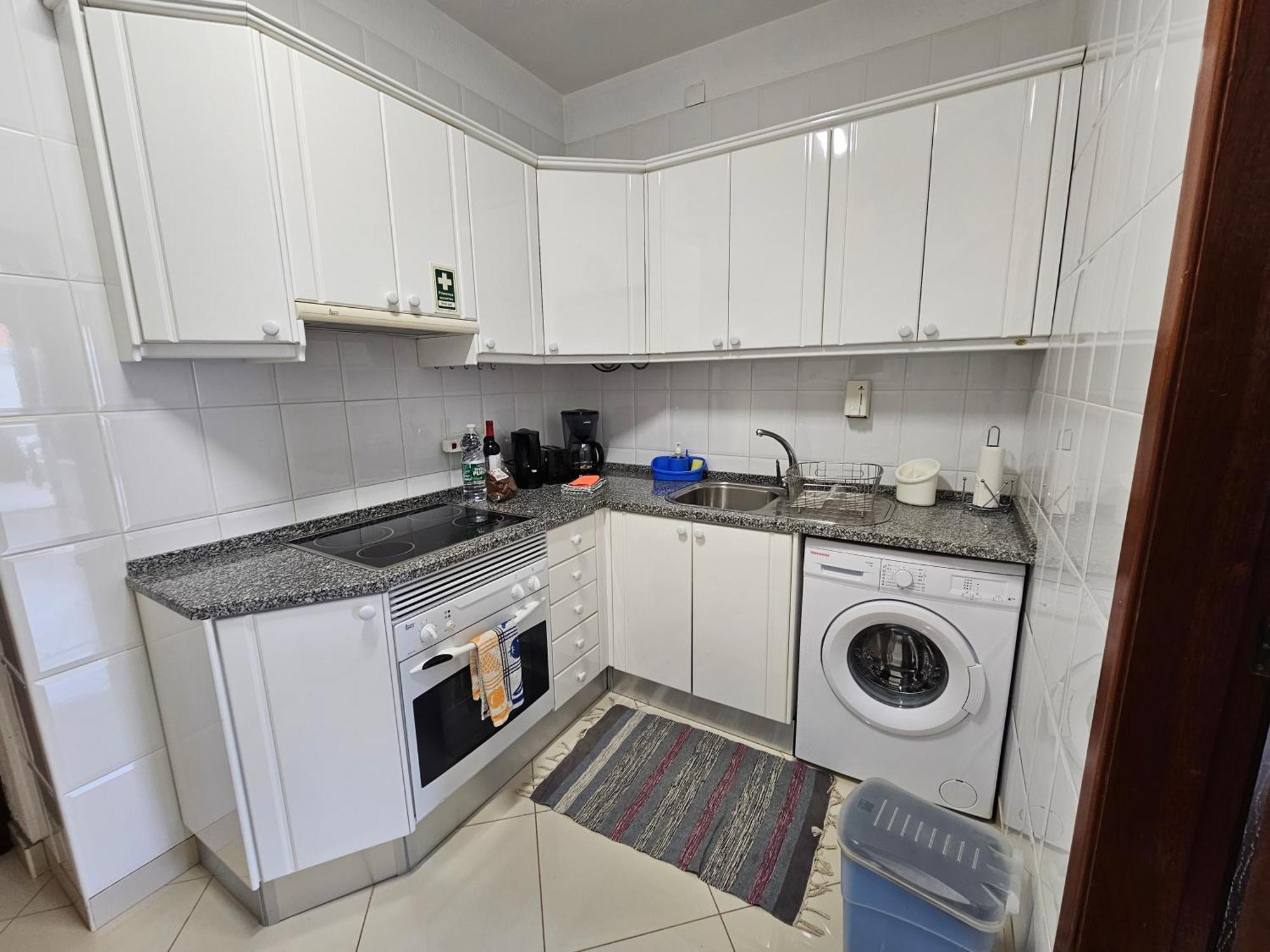 Apartamentos Navio Azul فونشال الغرفة الصورة